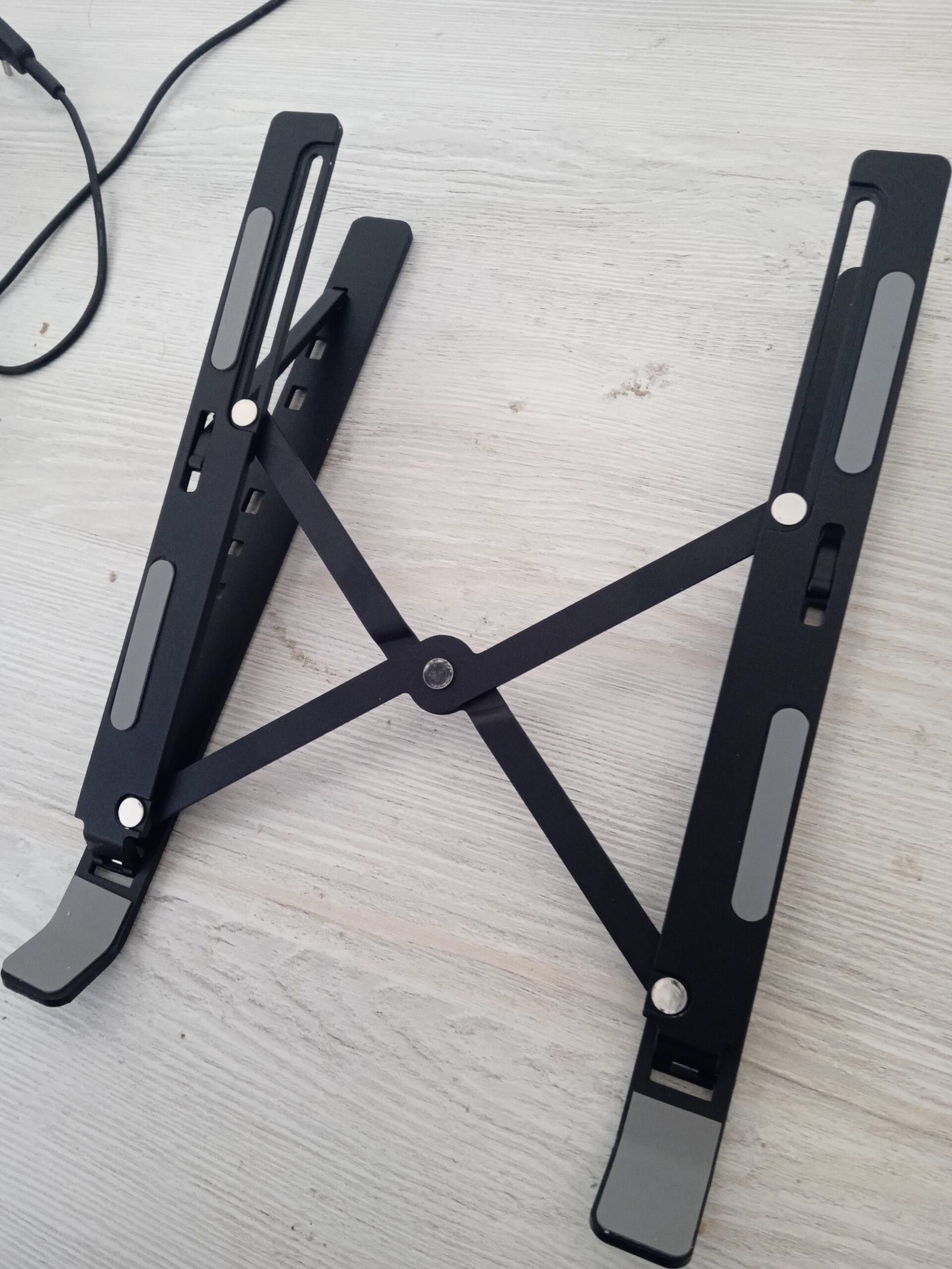 Đế laptop ergonomic